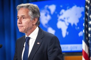 A. Blinkenas pažadėjo bendradarbiauti su Iraku, kad per krizę Sirijoje neatgimtų „Islamo valstybės“ džihadistai