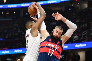 Įspūdinga J. Valančiūno ir „Wizards“ duobė – net ir tragiškai pataikęs, „Cavaliers“ išsišaipė ir Vašingtono