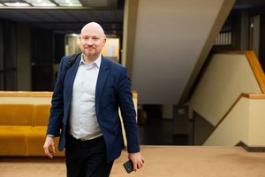 Buvęs užsienio reikalų viceministras J. Survila sustabdė narystę TS-LKD