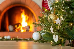 Neprisidarykite sau rimtų bėdų: kaip atpažinti nekokybiškas švenčių dekoracijas