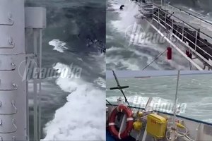 Juodojoje jūroje – dar vieno Rusijos laivo nelaimės signalas: paskelbta nepaprastoji padėtis