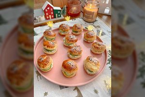 Vieno kąsnio užkandis su lašiša: žaibiškai dings nuo jūsų šventinio stalo