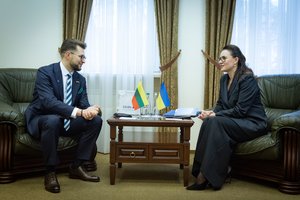 Pirmasis L. Savicko vizitas – į Ukrainą: aptarti Lietuvos paramos stiprinimo klausimai