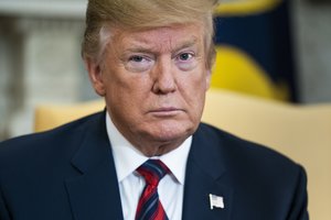 D. Trumpas apie gresiantį vyriausybės uždarymą: geriau dabar nei vėliau