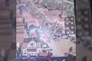 Paskelbtas įrašas iš Magdeburgo Kalėdų mugės: nufilmuota, kaip automobilis rėžiasi į žmones