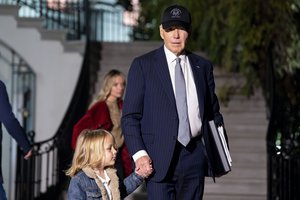 J. Bidenas patvirtino 571,3 mln. dolerių karinę pagalbą Taivanui