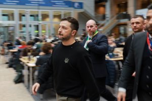 V. Zelenskis atleido iš pareigų kelis Ukrainos ambasadorius, tarp jų ir dirbusį Lietuvoje