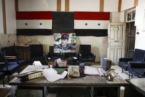 Sirijos laikinoji vyriausybė paskyrė užsienio reikalų ir gynybos ministrus