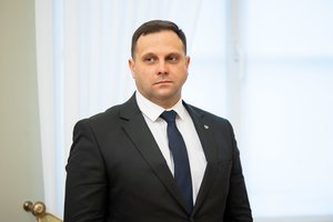 Žemės ūkio ministras: Lietuva tikrins, ar per šalį nėra vežami grūdai iš okupuotų Ukrainos teritorijų