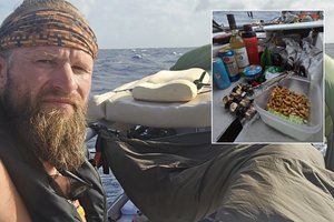 A. Mockus parodė savo Kūčių stalą: „Tikiuosi, bangos nenuplaus per naktį“