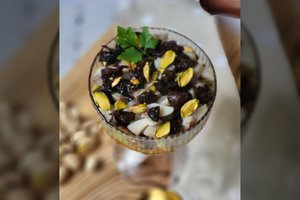 Šios silkių salotos nuo stalo dings greičiau už bet kurią šventinę mišrainę