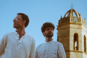 Festivalyje „Kaunas Jazz 2025“ spindės grupės „Snarky Puppy“ žvaigždžių duetas