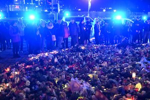 Kraštutinių dešiniųjų mitinge Magdeburge dalyvavo tūkstančiai žmonių