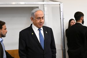 Pranešama, kad Izraelio premjerui B. Netanyahu sėkmingai atlikta prostatos operacija