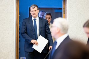 „Smulkiais nesutarimais“ dramą koalicijoje pavadinęs G. Paluckas nurodė, kada spręsis R. Žemaitaičio klausimas