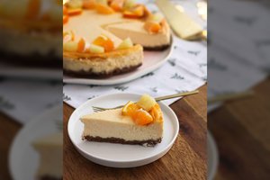 Apelsinų skonio maskarponės sūrio pyragas – užburs dangiškas skonis, kreminė ir puri tekstūra 