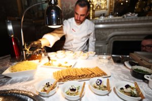 Kulinarinis italų maratonas tęsiasi: naujametinei vakarienei išleis milijardus eurų