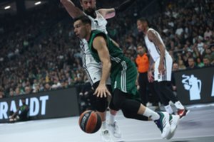 „Panathinaikos“ namuose sutriuškino „Virtus“ ekipą