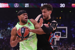 „Barcelona“ išvykoje sėkmingai atsirevanšavo „Paris Basketball“ krepšininkams