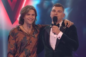 „Lietuvos balsas“ tęsia nokautus: su Gamka prikeltas legendinis kūrinys ir jautrios išpažintys 