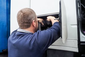 Šiose įmonėse fiksuoja vis daugiau atleidimų: įspėja, kad situacija šiemet dar gali blogėti