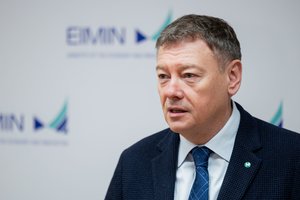 V. Janulevičius: eksporto apribojimo į trečiąsias šalis klausimas nebuvo išdiskutuotas su verslu