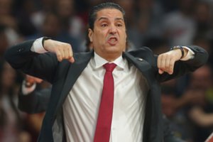 „Crvena zvezda“ ilgam sutarė su treneriu iš Graikijos