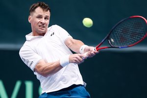 R. Berankis Portugalijoje įveikė kvalifikaciją, tačiau „Challenger“ turnyre krito jau pirmame mače