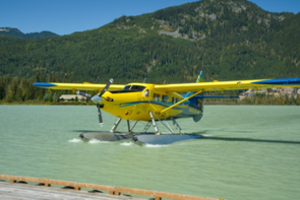 Prie Australijos krantų sudužus hidroplanui žuvo trys žmonės