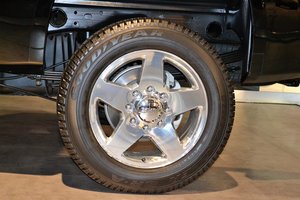 JAV padangų gamintoja „Goodyear“ parduoda savo prekių ženklą „Dunlop“ Japonijos kompanijai „Sumitomo“