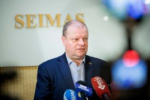 S. Skvernelis mato poreikį peržiūrėti parlamentinių lėšų paskirtį: klausimas bus svarstomas Seimo valdyboje
