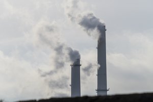 Sausį šilumos kainas padidino 33 tiekėjai: štai kur ji brango labiausiai