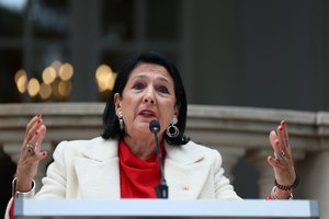 S. Zurabišvili patvirtino vyksianti į D. Trumpo inauguraciją