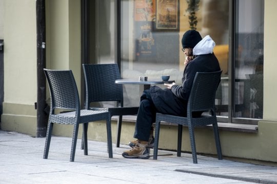 Didžioji dalis lietuvių gyvena geriau nei žmonės kaimyninėse valstybėse: išsiskiria pagal visus rodiklius