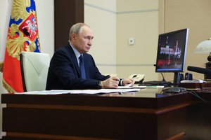 Analitikai atskleidė, kas spaudžia V. Putiną tęsti ir intensyvinti karą