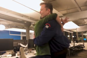 E. Muskas rado kelią ir į Europos Parlamentą: patikėtinis kalba milijardieriaus žodžiais, ragina nutraukti paramą Ukrainai