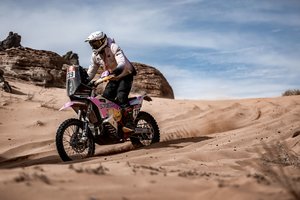 Septintą Dakaro etapą įveikęs Mykolas Paulavičius pasidžiaugė, kad grįžo su šviesa