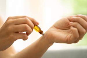 Lietuvos mokslininkės tiria eterinius aliejus – ne tik ramina, bet ir gydo ligas