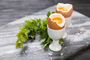 Šitaip paruošti kiaušiniai yra sveikiausi: atskleidė, kiek jų galima suvalgyti per dieną
