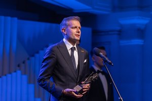 Teismas atidėjo sprendimo dėl A. Tapino ieškinio A. Užkalniui priėmimą