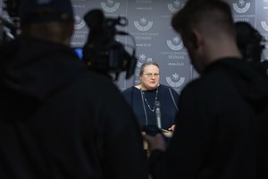 A. Širinskienė oficialiai pasitraukė iš „Nemuno aušros“ partijos