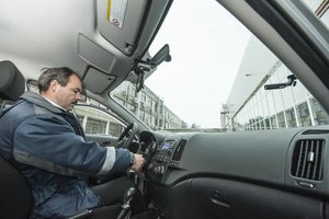 Ar dar prisimenate tokius vairavimo egzaminus? Įgūdžius vertindavo policininkai, įteikdavo laminuotus dokumentus