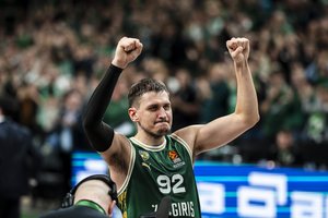 Pažymiai Eurolygos lietuviams: darbštūs žalgiriečiai, R. Jokubaičio pastangos ir pasikeitęs D. Motiejūno vaidmuo