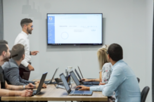 Šią vietą praminė svajonių darboviete – šiandien pat įdarbintų 400 žmonių