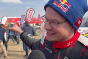 R. Baciuška prakalbo lietuviams gerai pažįstamais žodžiais: užsidegė mašinoje lemputė, tik nežinau, ką reiškia