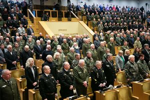 Spręs, ar į laisvės gynėjų statusą galės pretenduoti ir buvę Lietuvos policijos akademijos pareigūnai