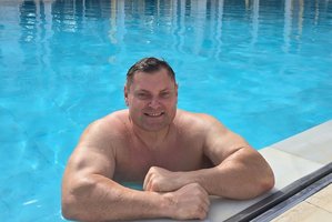 Žydrūno Savicko atostogų kadras kaitina internetą, o internautai lieja liaupses: „Ledas ištirpo“