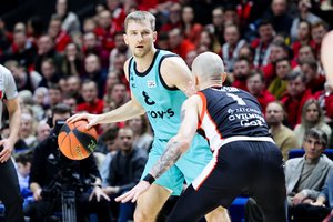 Krepšininkas Vaidas Kariniauskas su žmona Ieva sulaukė šeimos pagausėjimo: atskleista lytis