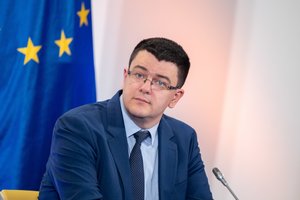 V. Sinica įspėja – imigracijos į Lietuvą mastas yra tapęs pavojingu reiškiniu: prakalbo apie negrįžtančius procesus