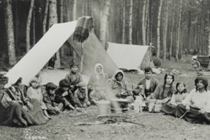 Nauja paroda „AMARE DŽIIPENA. Vilniaus romų istorijos“ kvies išgirsti romų bendruomenės balsus